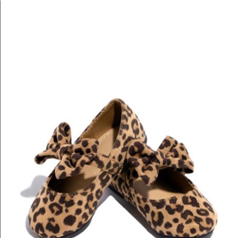 Infant cheetah flats